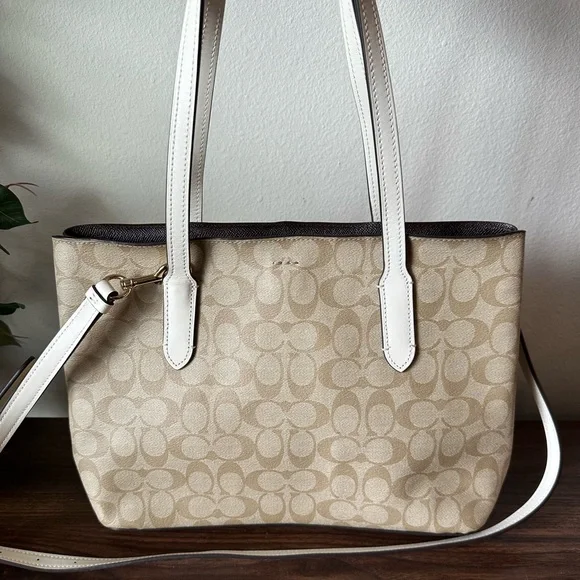 NEW Coach Canvas Handbag - Picture 2 of 13